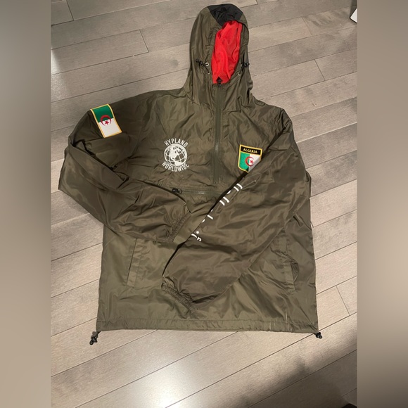 Hypland outwear - Picture 2 of 3